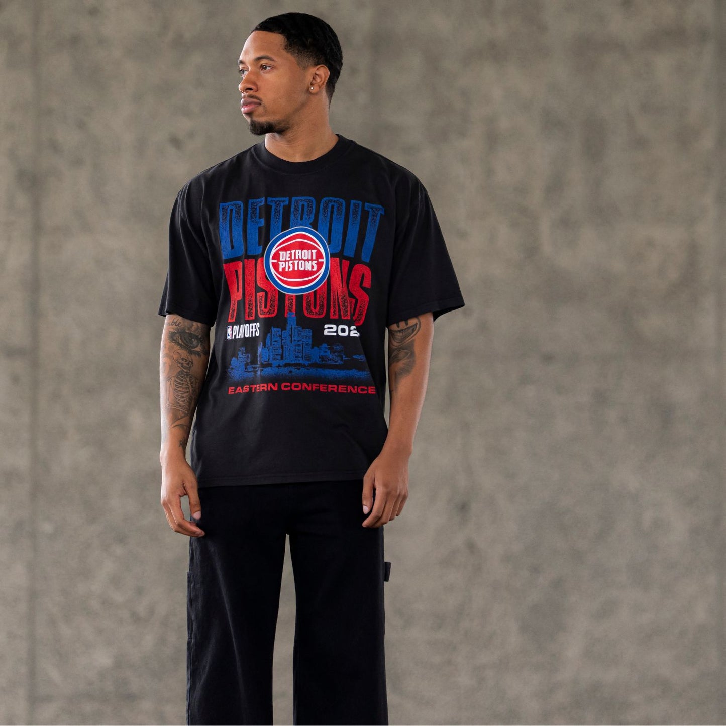 Detroit Pistons Playoffs '26 Skyline T-Shirt in Black - Front View