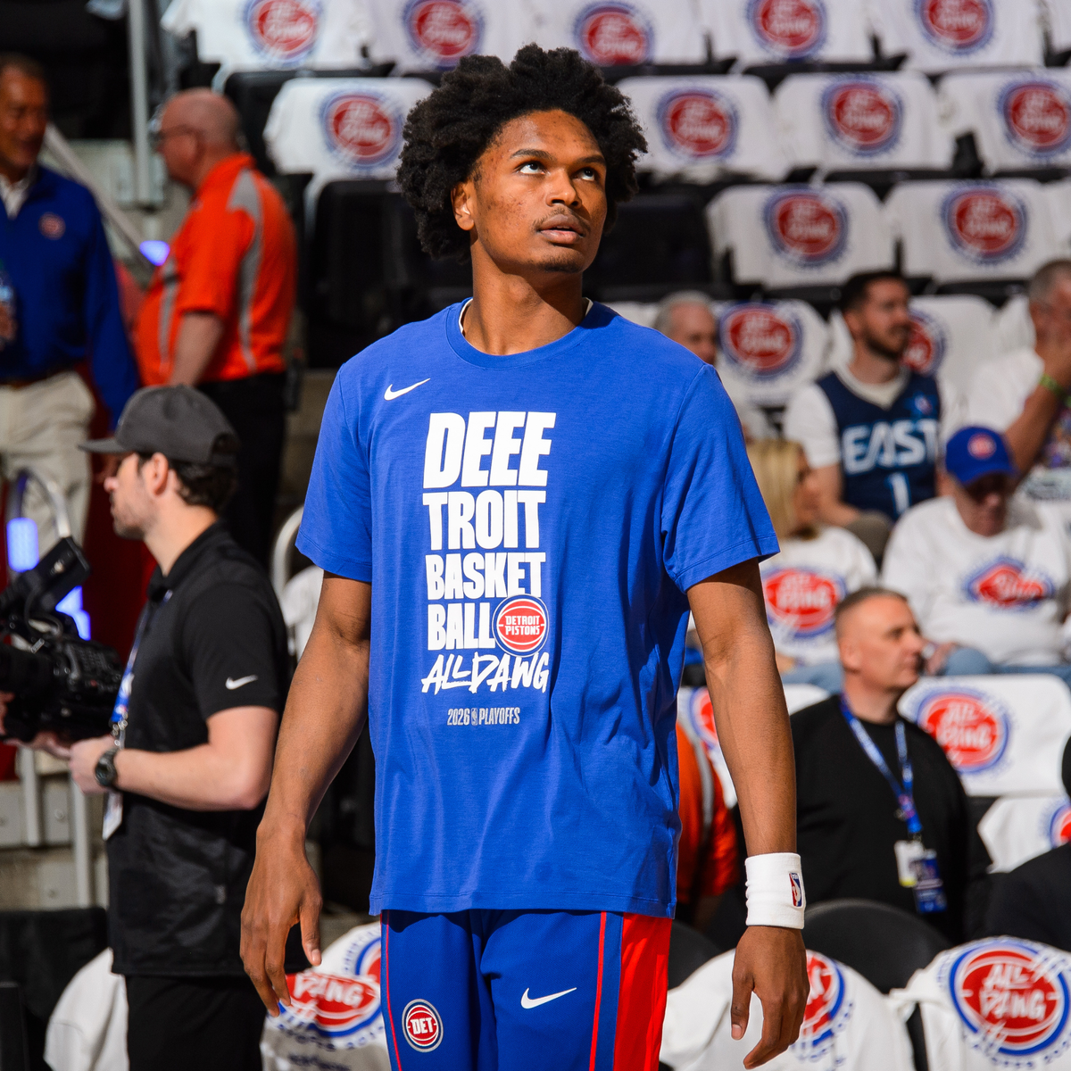 Detroit Pistons Playoffs '26 Nike Mantra T-Shirt in Blue - Front View