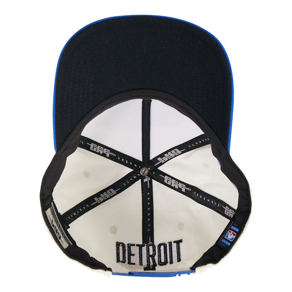 Detroit Pistons Pro Standard Modern Originals Snapback in White and Blue - Interior View