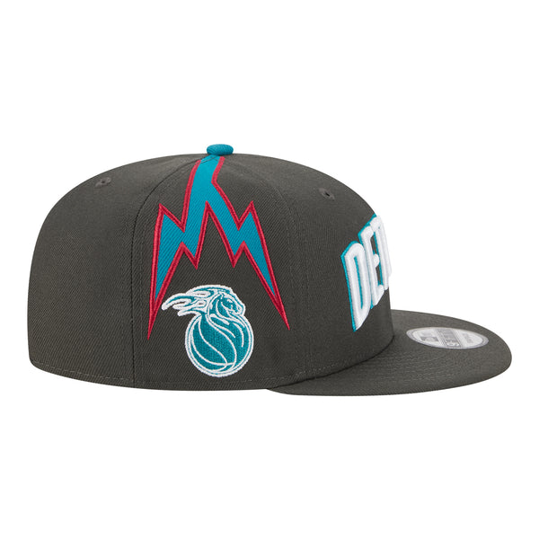 Youth 2025-26 City Edition Detroit Pistons New Era 950 Snapback in Black - Right Side View